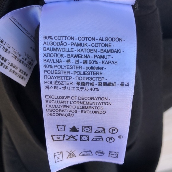 Levi’s Crop Sweater - Picture 8 of 8